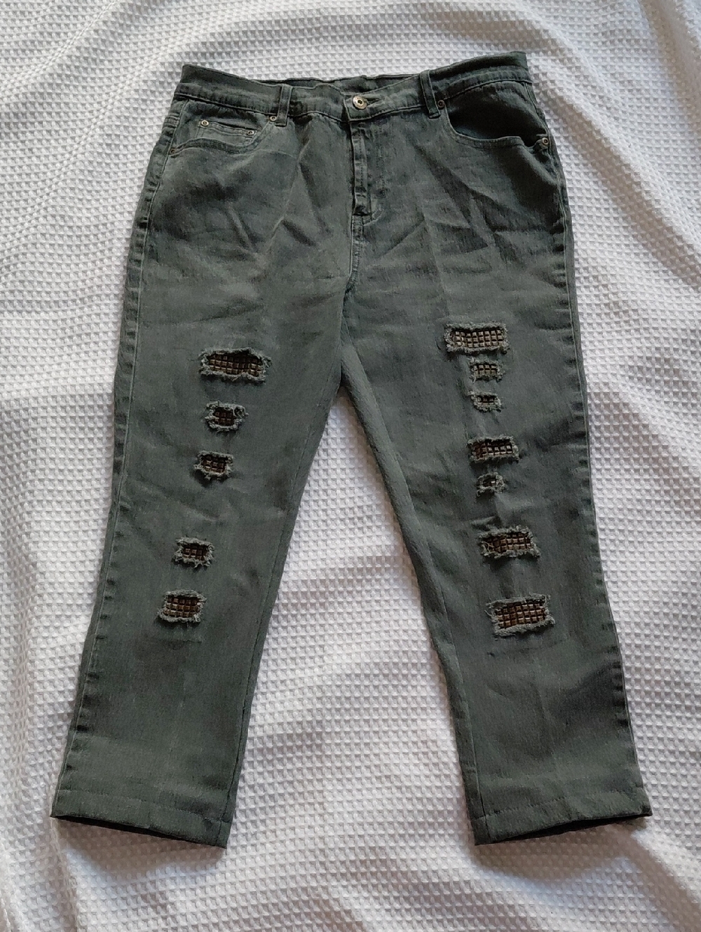 DG2 Distressed Dark Gray